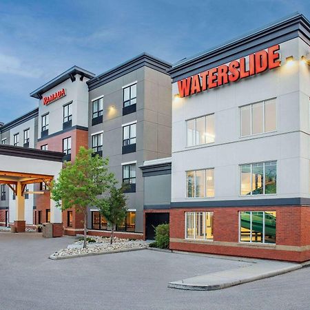 Ramada By Wyndham Cochrane Otel Dış mekan fotoğraf